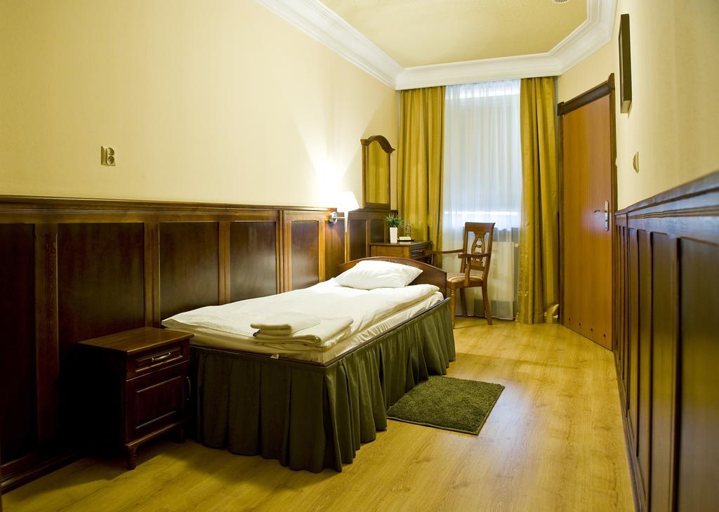 Hotel Kresowianka Bydgoszcz Eksteriør billede